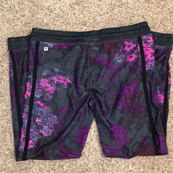 Fabletics workout pants - Picture 2 of 3